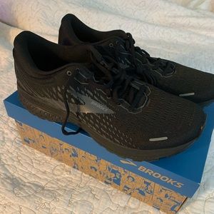 Men’s Size 12 Brooks Ghost 13 Running Shoe